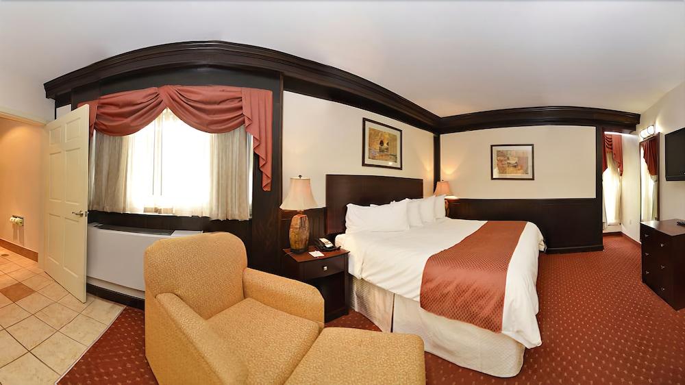 Best Western Plus Платсбърг Екстериор снимка