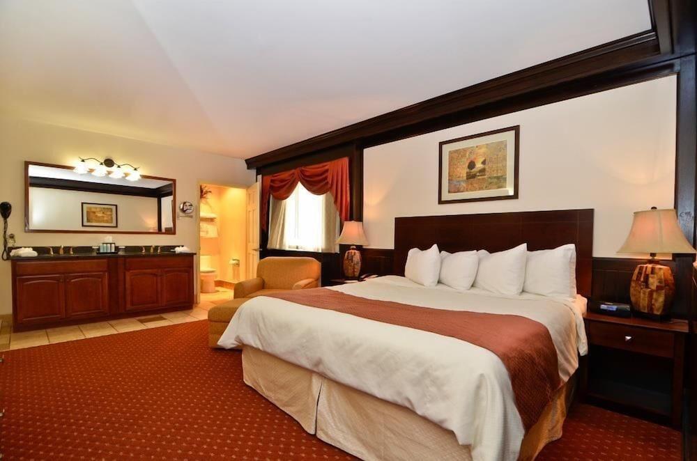 Best Western Plus Платсбърг Екстериор снимка